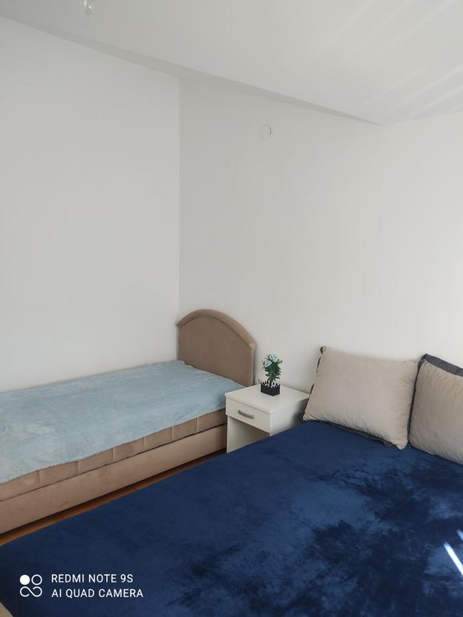 Jovana -- Porodicni Apartmani Igalo Herceg Novi Exterior foto